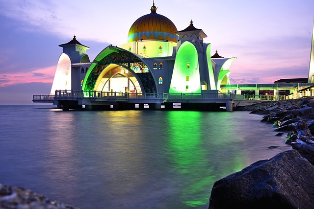 Mezquita Malaca Las 25 mejores cosas que ver y hacer en Malasia